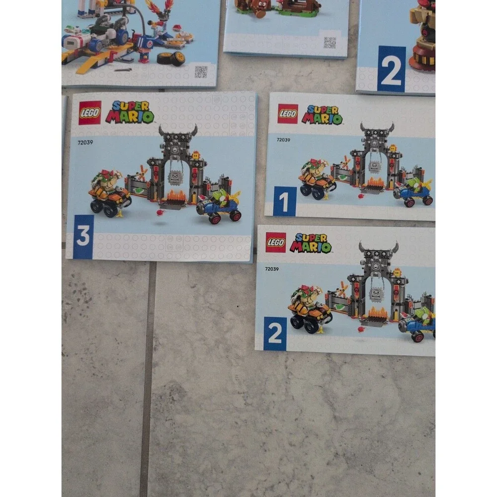 Lego Super Mario Lego Lot Of 23 MANUALS ONLY